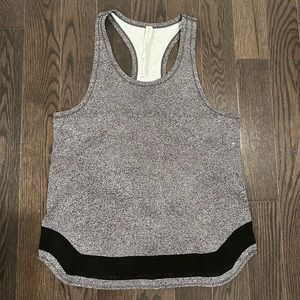 Lululemon tank size 6